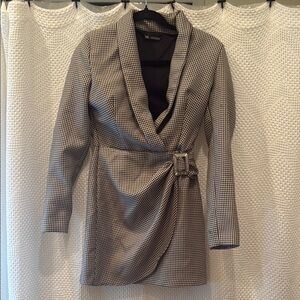 Zara Black and White Houndstooth Long Sleeve Dress